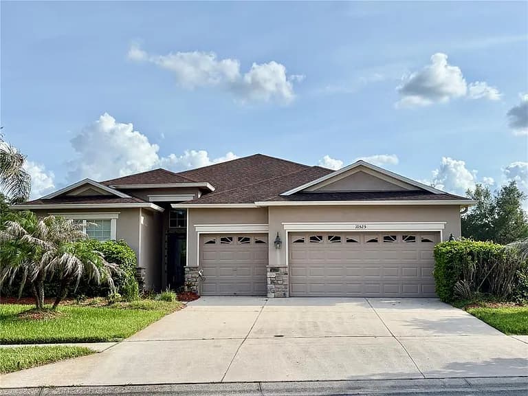 Exterior of a North Path single-family home in Central Florida